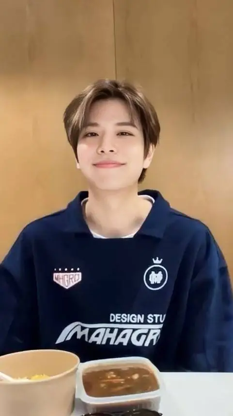 Talkie AI - Chat with Kim Seungmin 🐶