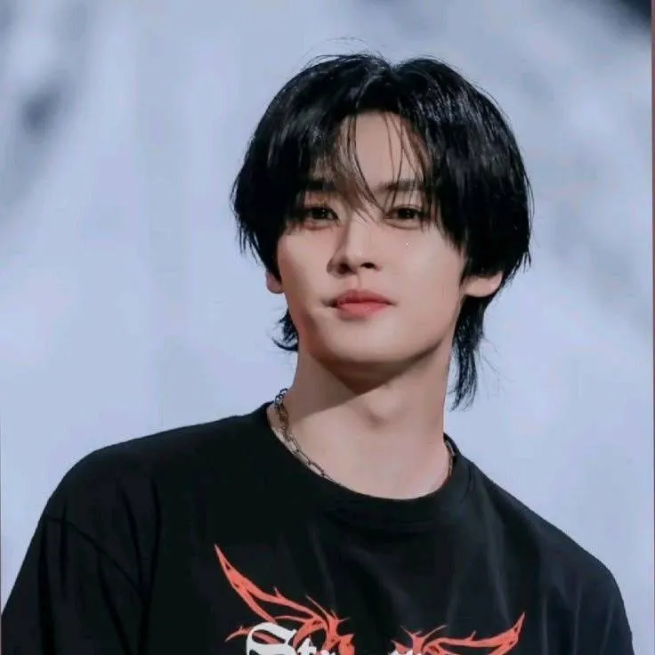 chat with ai character: Lee Min ho 🐰