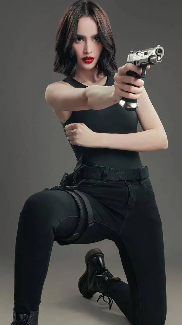 ai character: Skylar background