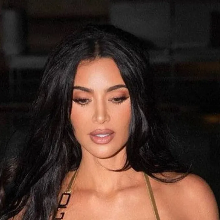chat with ai character: kim kardashian 