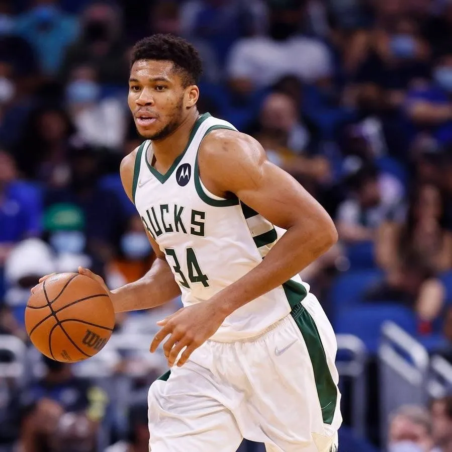 chat with ai character: G. Antetokounmpo 