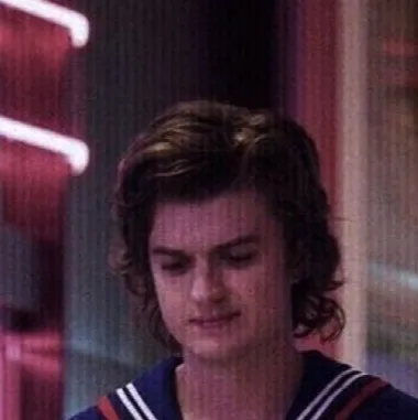 chat with ai character: Robin