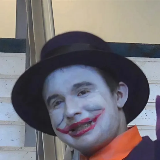 chat with ai character: Joker 