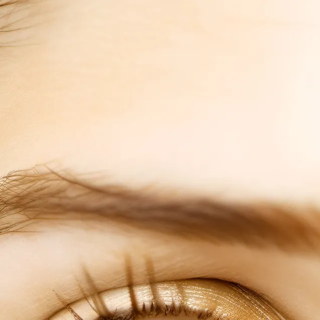 chat with ai character: ...