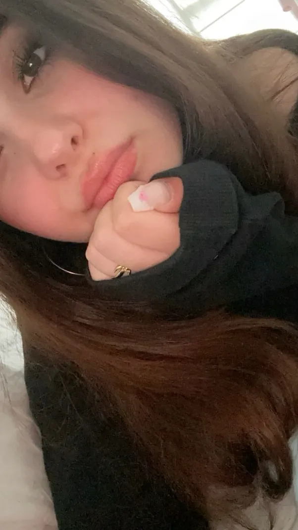 ai character: aimee background