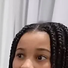 chat with ai character: cali