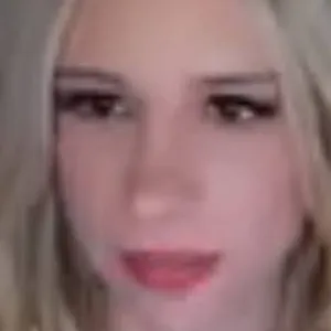 chat with ai character: lanaraee 