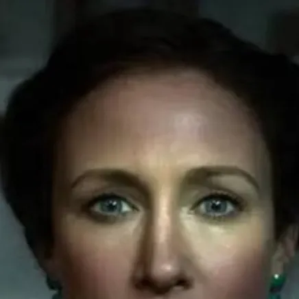 chat with ai character: Lauren 