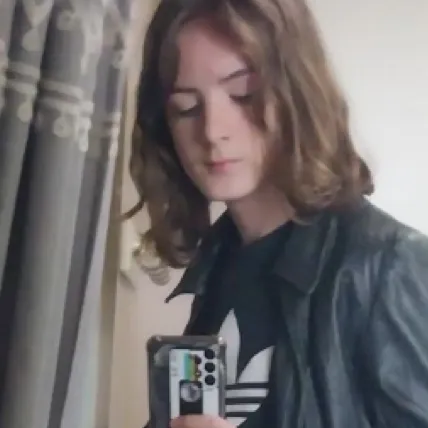 chat with ai character: Corben 