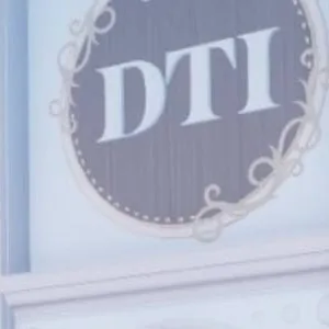 chat with ai character: dress to impress 