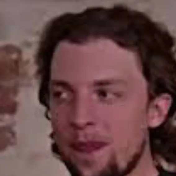 chat with ai character: Slogo