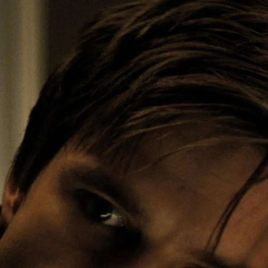 chat with ai character: Ben