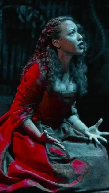 ai character: Maria Reynolds  background