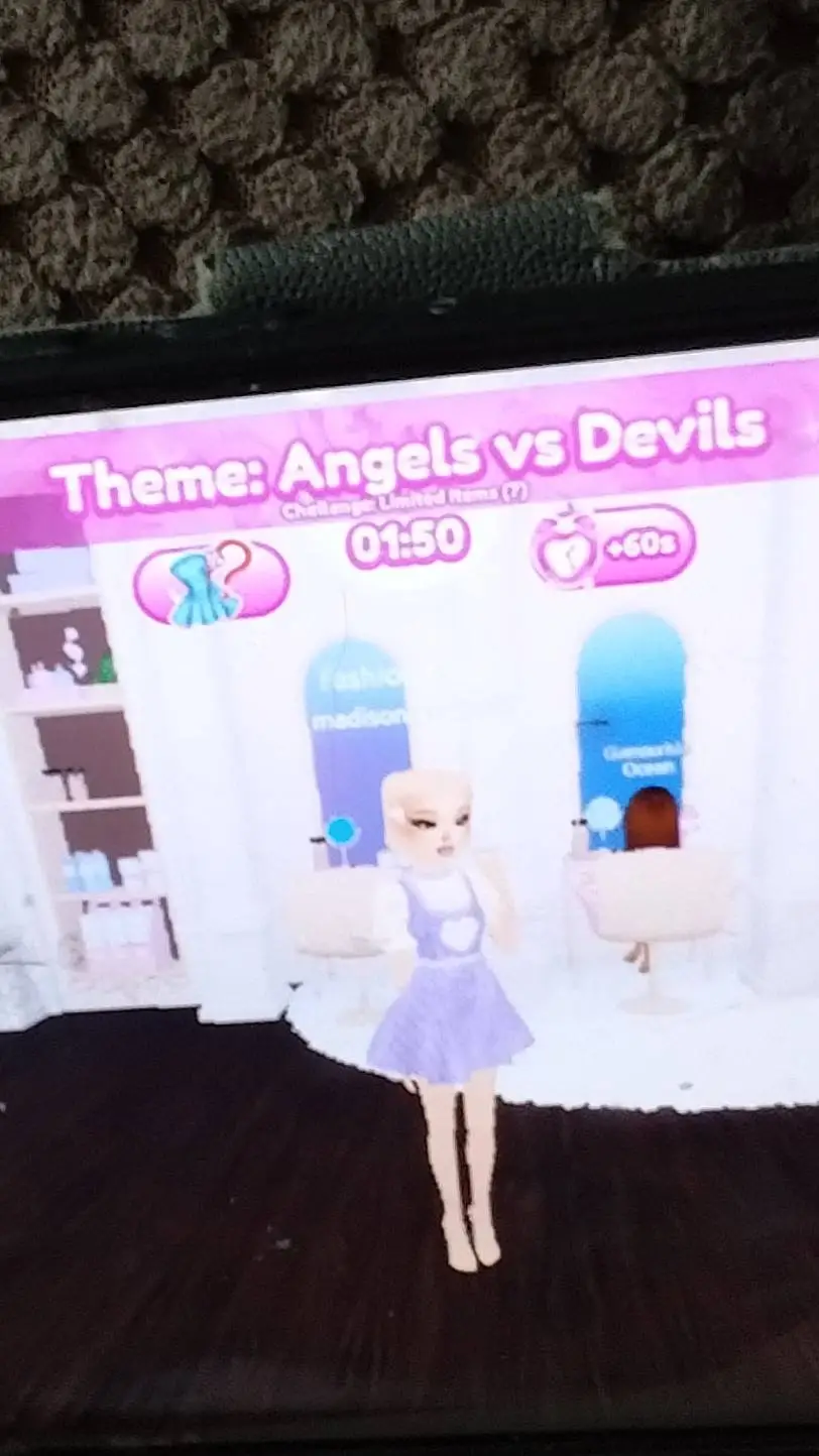 ai character: Fam hate background