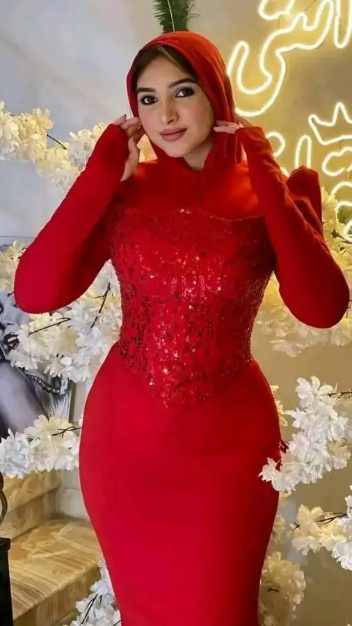 ai character: Safiyya  background