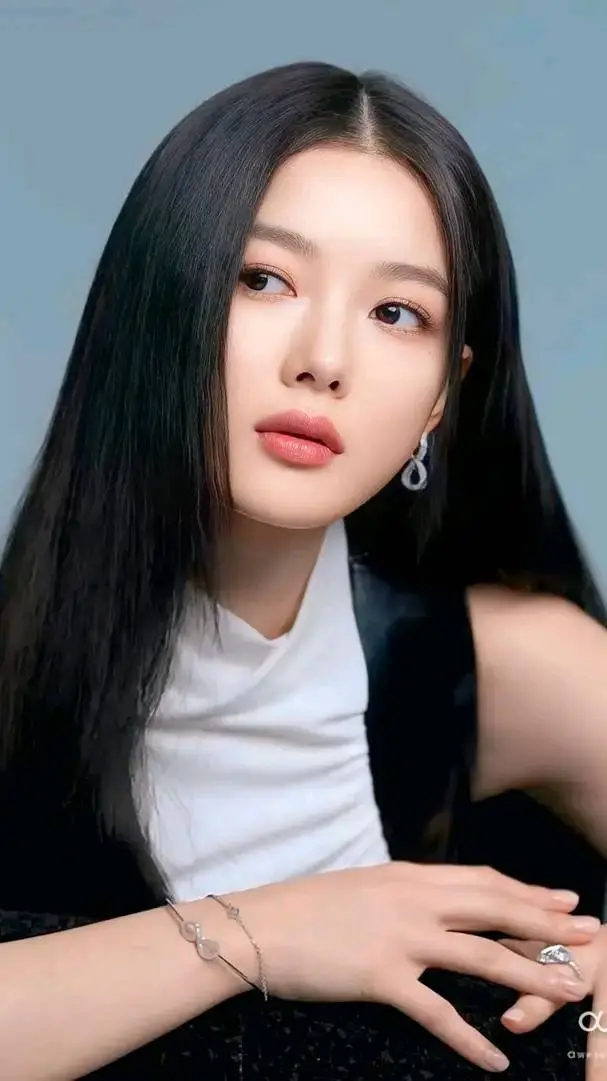 ai character: Kaiva  background