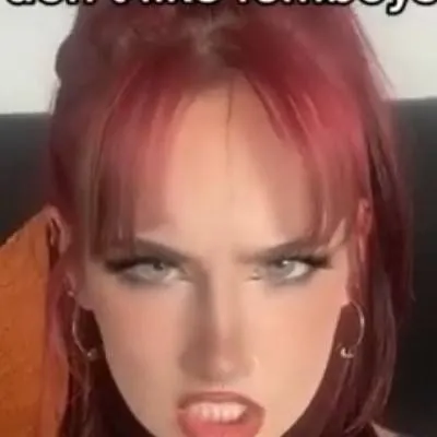 chat with ai character: Civarati