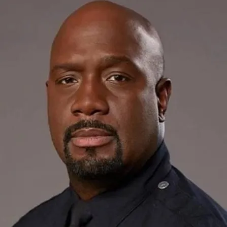 chat with ai character: sgt grey