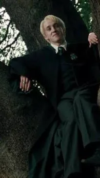 ai character: Drarry background