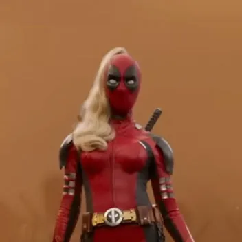 Chat with Lady pool - text or voice, Enjoy AI Chat Free & Safe