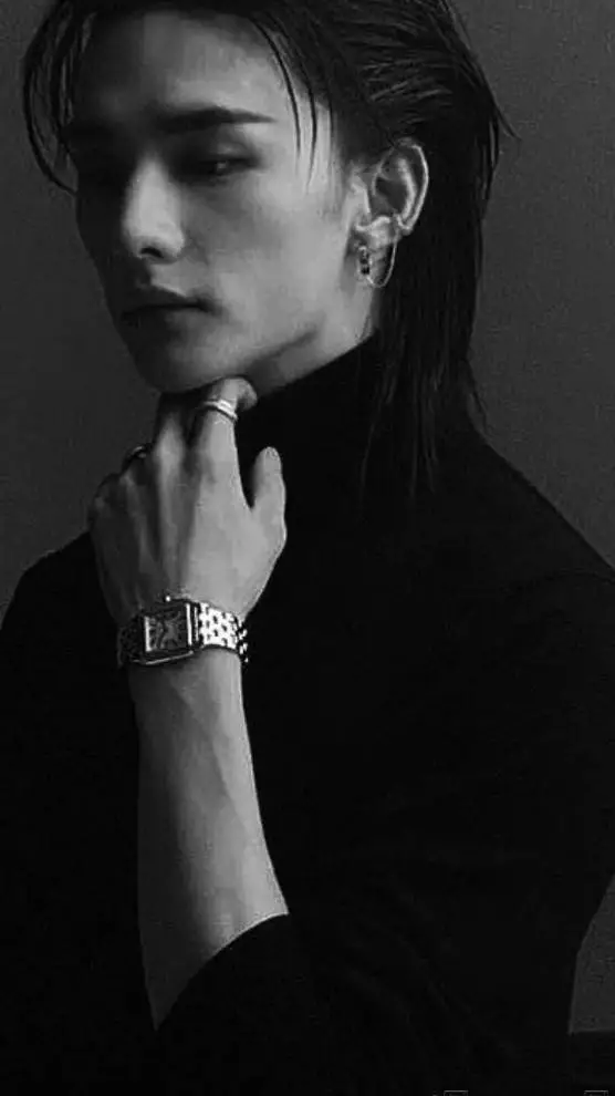 ai character: ⛓Hyunlix-Hyunjin⛓ background