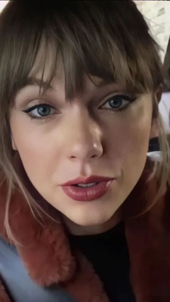 Talkie AI - Chat with Taylor Swift