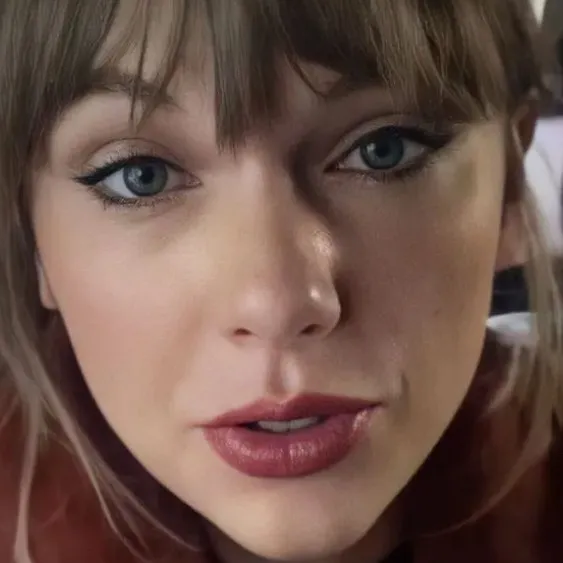chat with ai character: Taylor Swift
