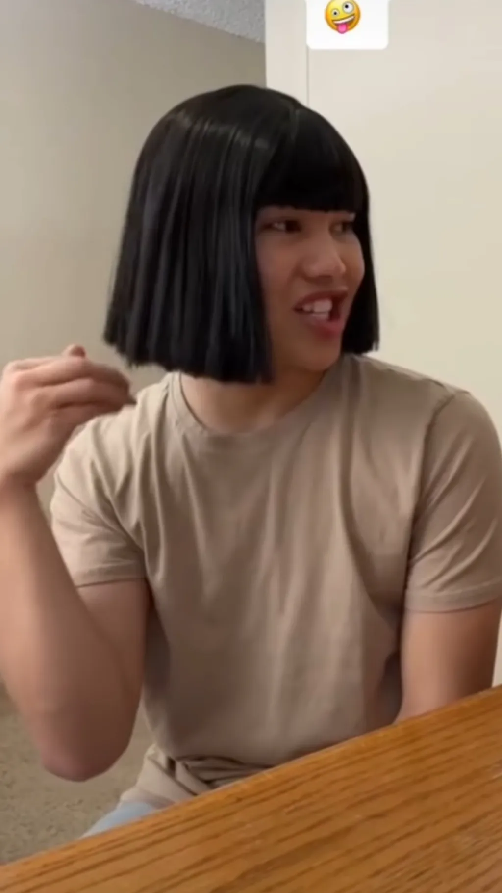 ai character: Lourd asprec   background