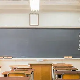 chat with ai character: First school day