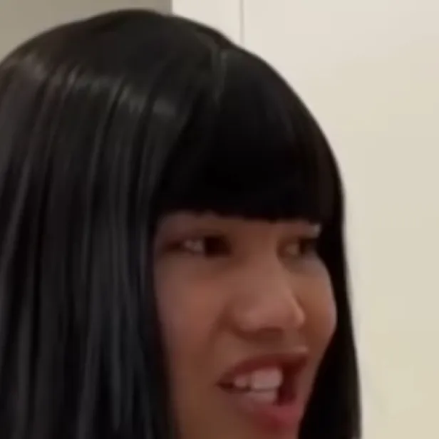 chat with ai character: Lourd asprec  