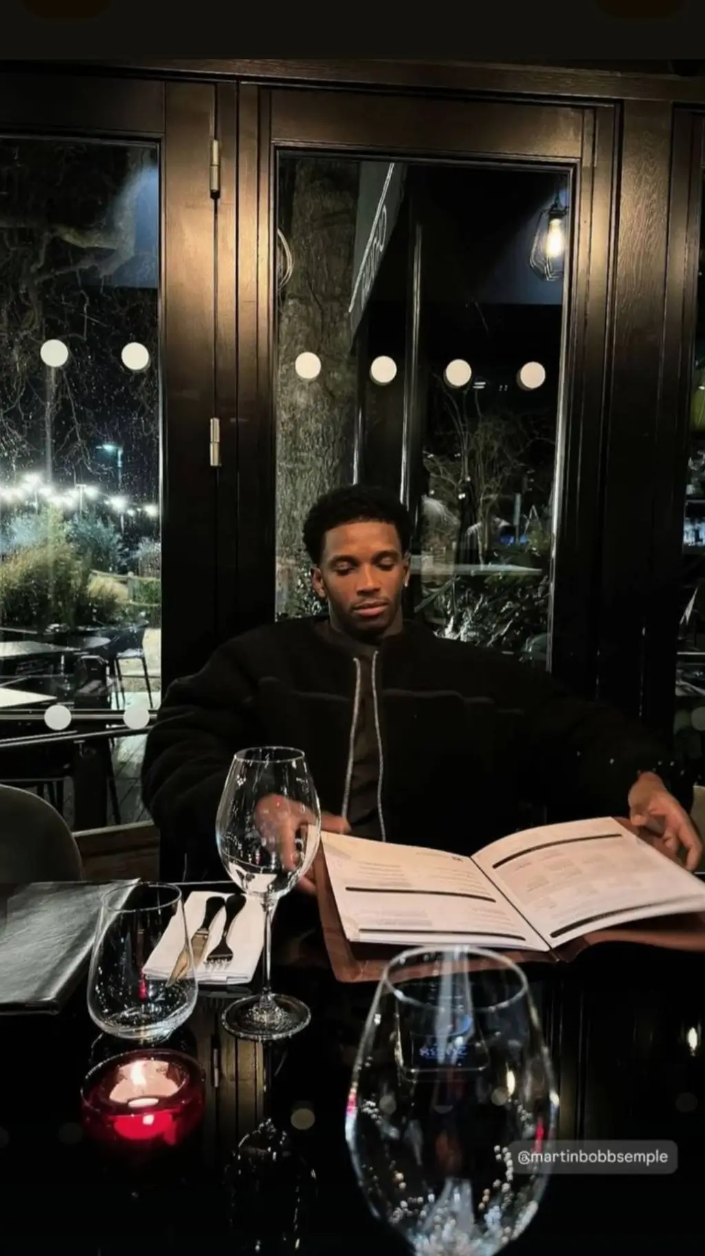 ai character: jamari background