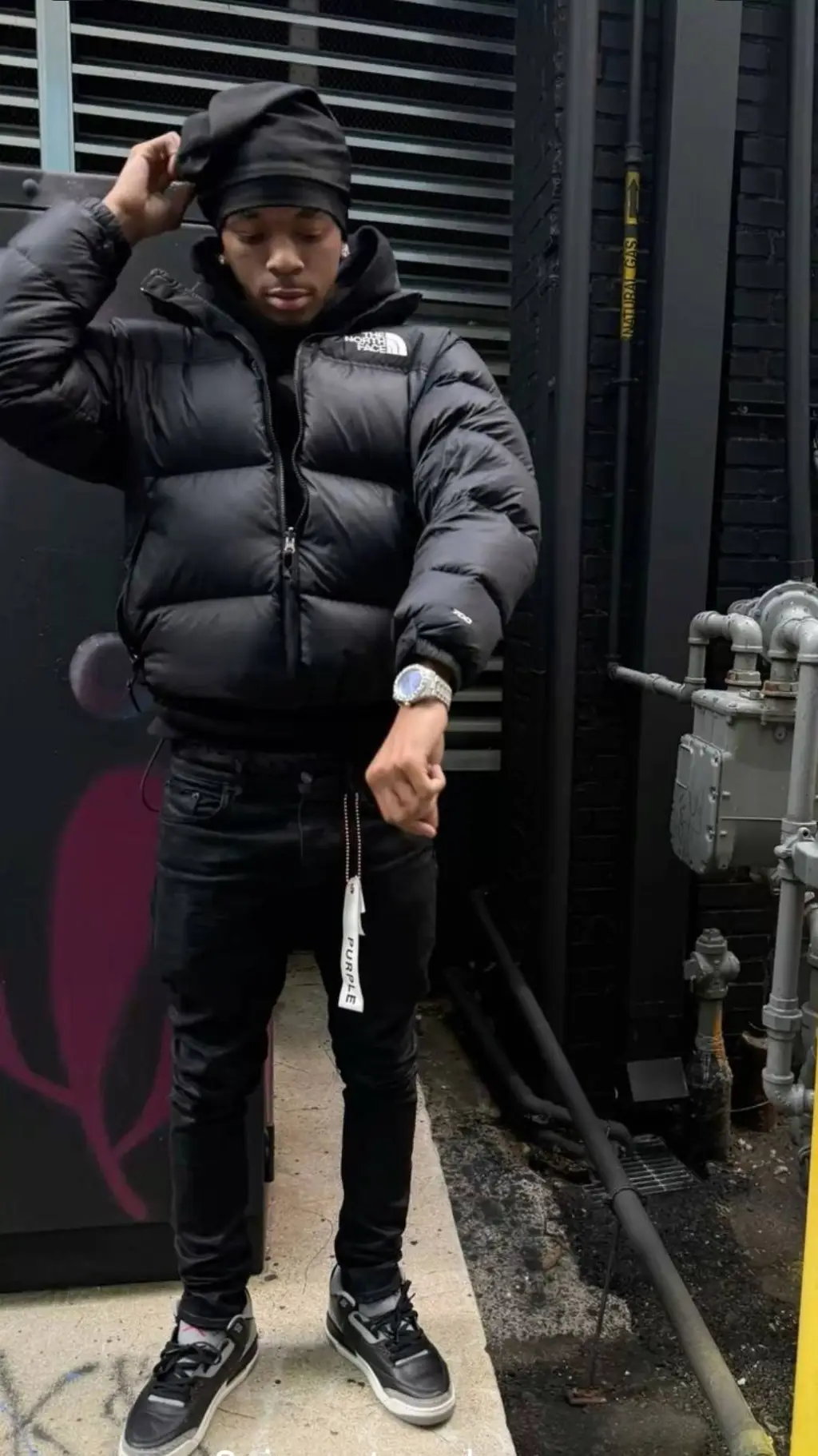 ai character: Carlos background