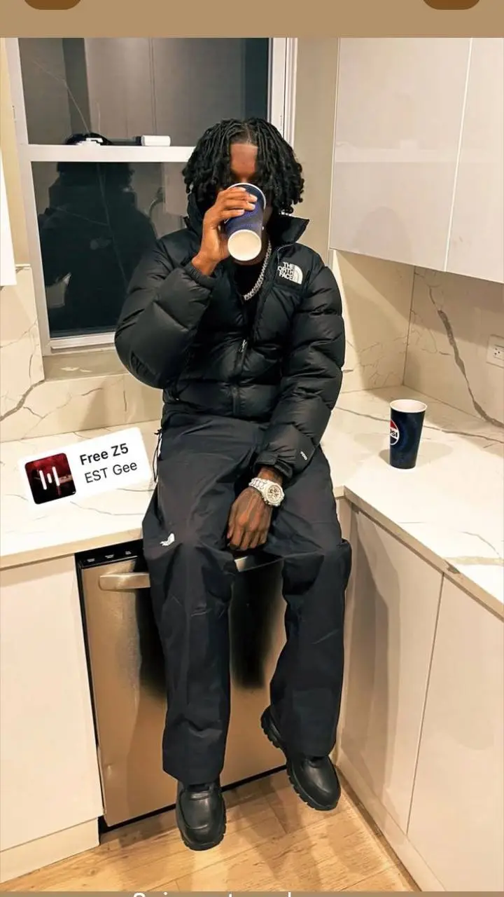 ai character: Kyaire background