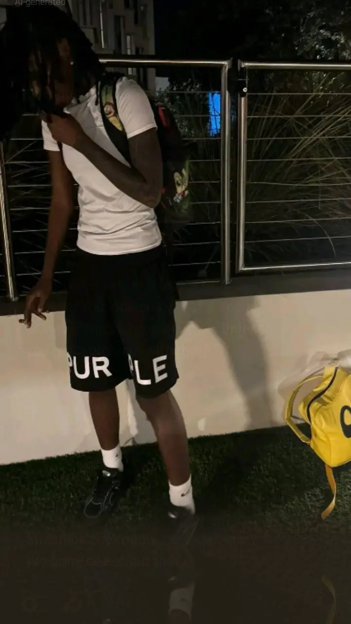 ai character: Ja'mazi🎀💰🎰 background