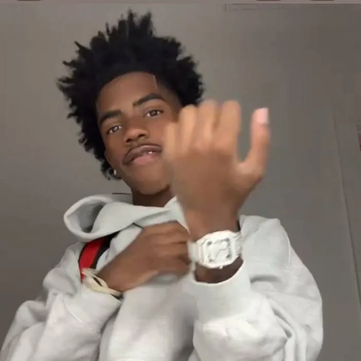 chat with ai character: Kylon💯💰🤪 pt 2