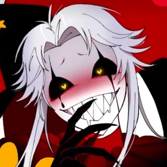 chat with ai character: Pierrot🖤❤️💛