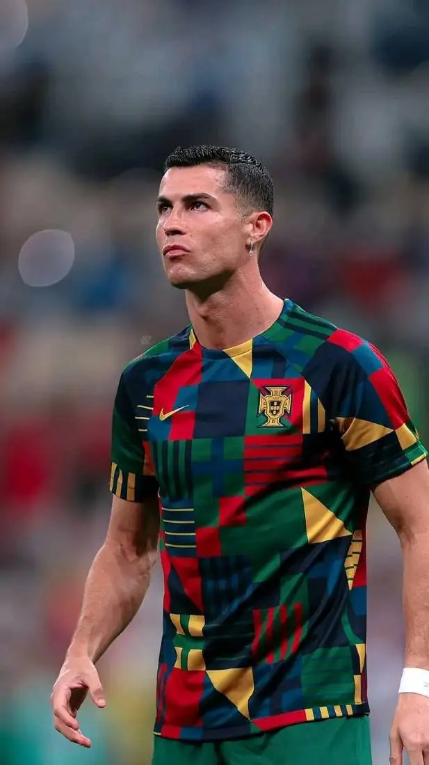 ai character: Ronaldo background