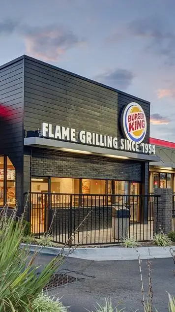 ai character: burger king  background