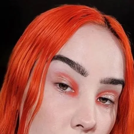 chat with ai character: Lacey Dalimonte