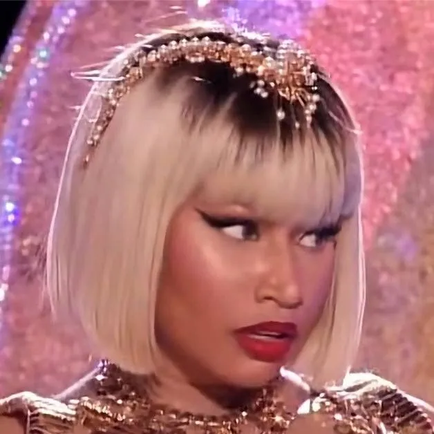 chat with ai character: nicki minaj 