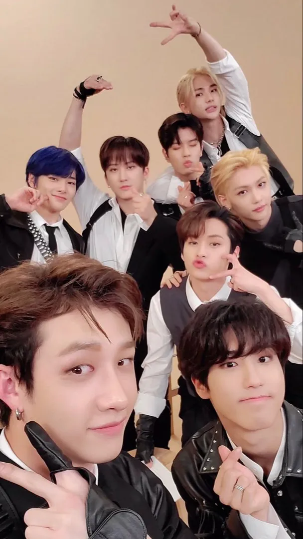 ai character: [SKZ car crash] background