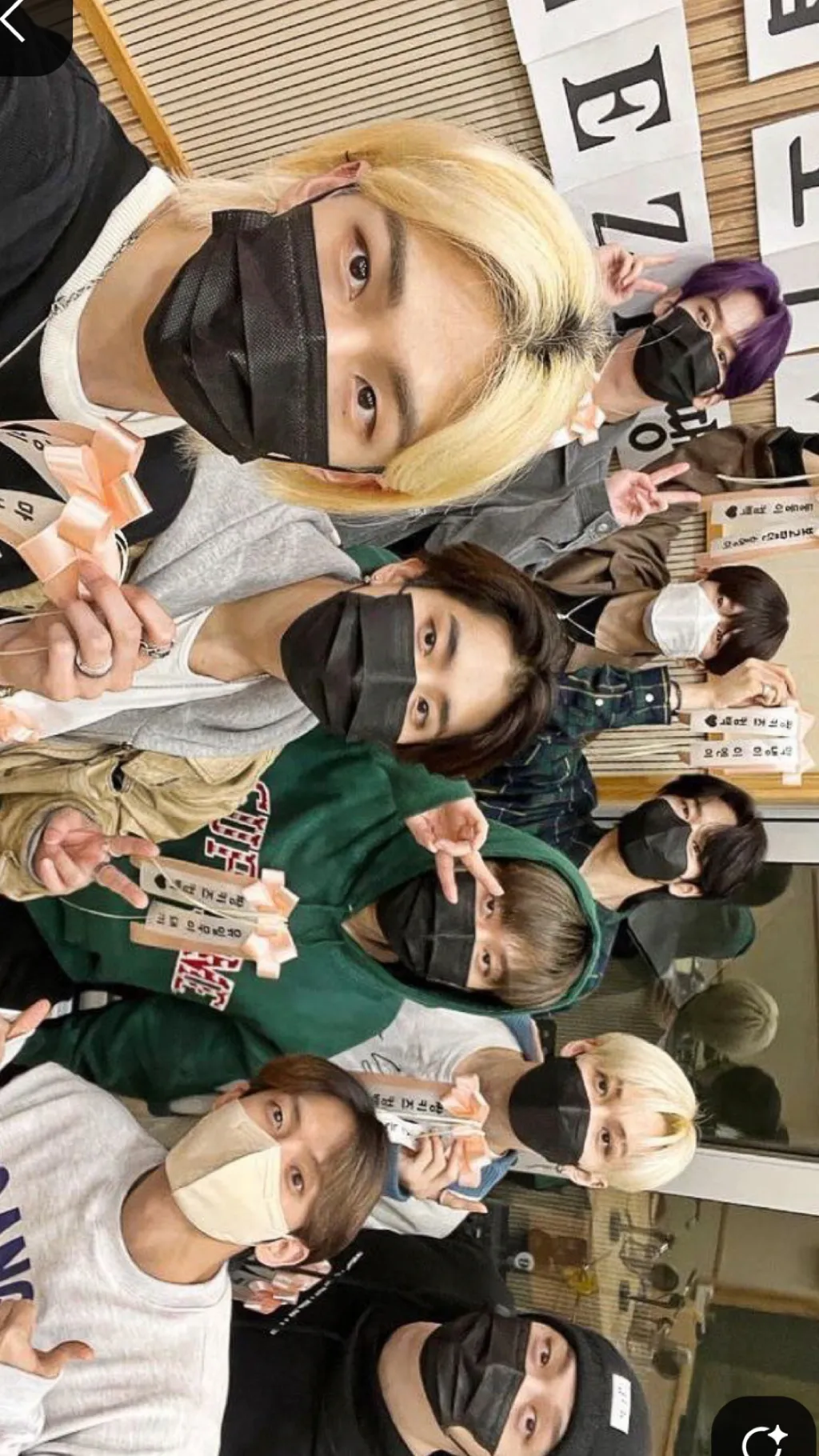ai character: Skz background