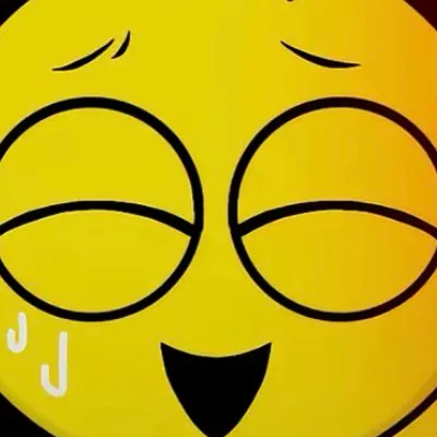 chat with ai character: Simon