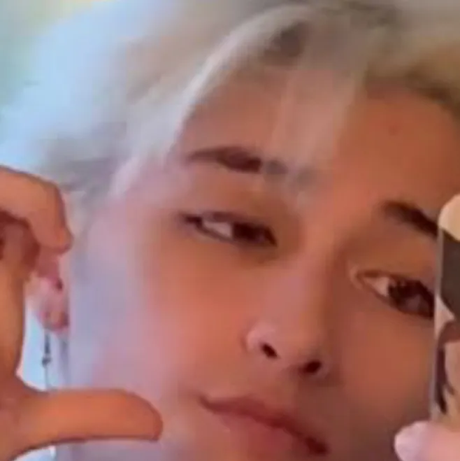 chat with ai character: Danny