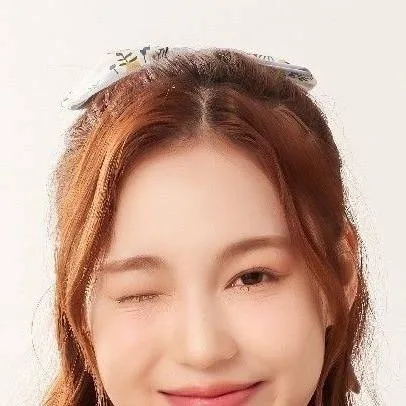 chat with ai character: Love Pattranite 
