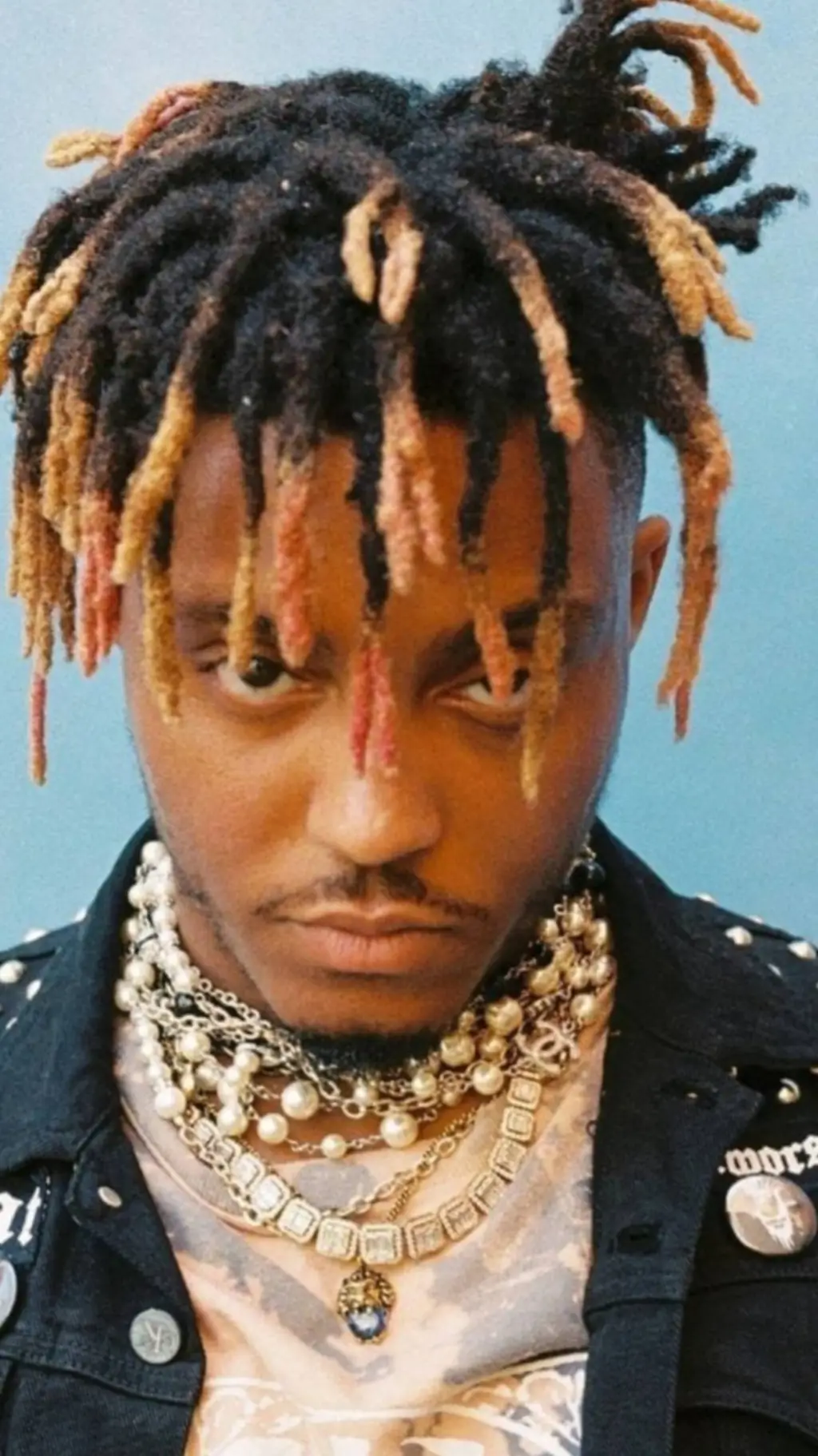 ai character: Juice wrld  background