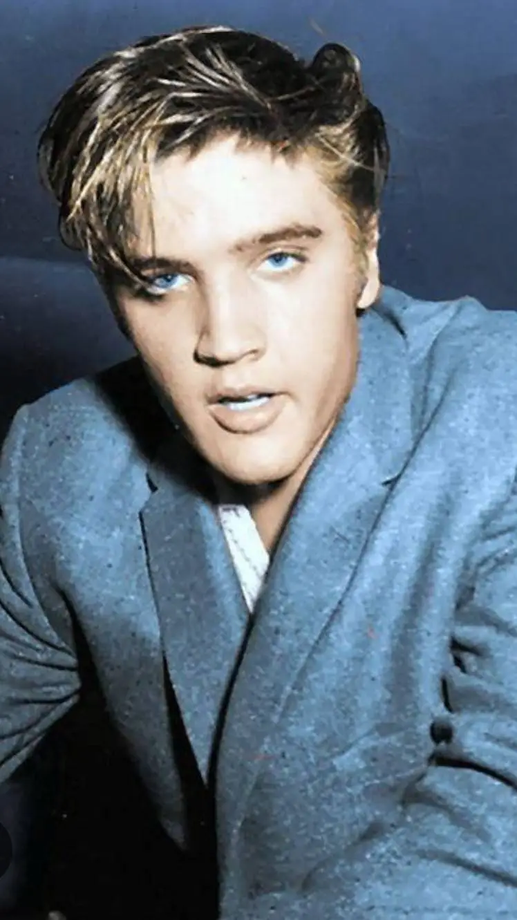 ai character: elvis Presley  background