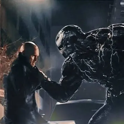 chat with ai character: Flora 