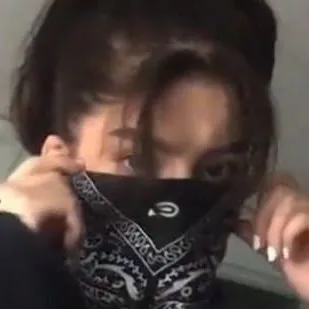 chat with ai character: Marie 