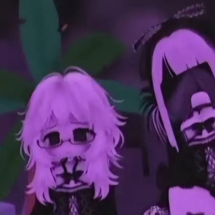 chat with ai character: Egirls